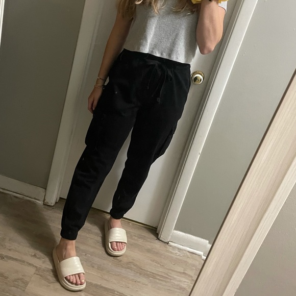 Blank NYC Pants - Blank NYC black cargo joggers